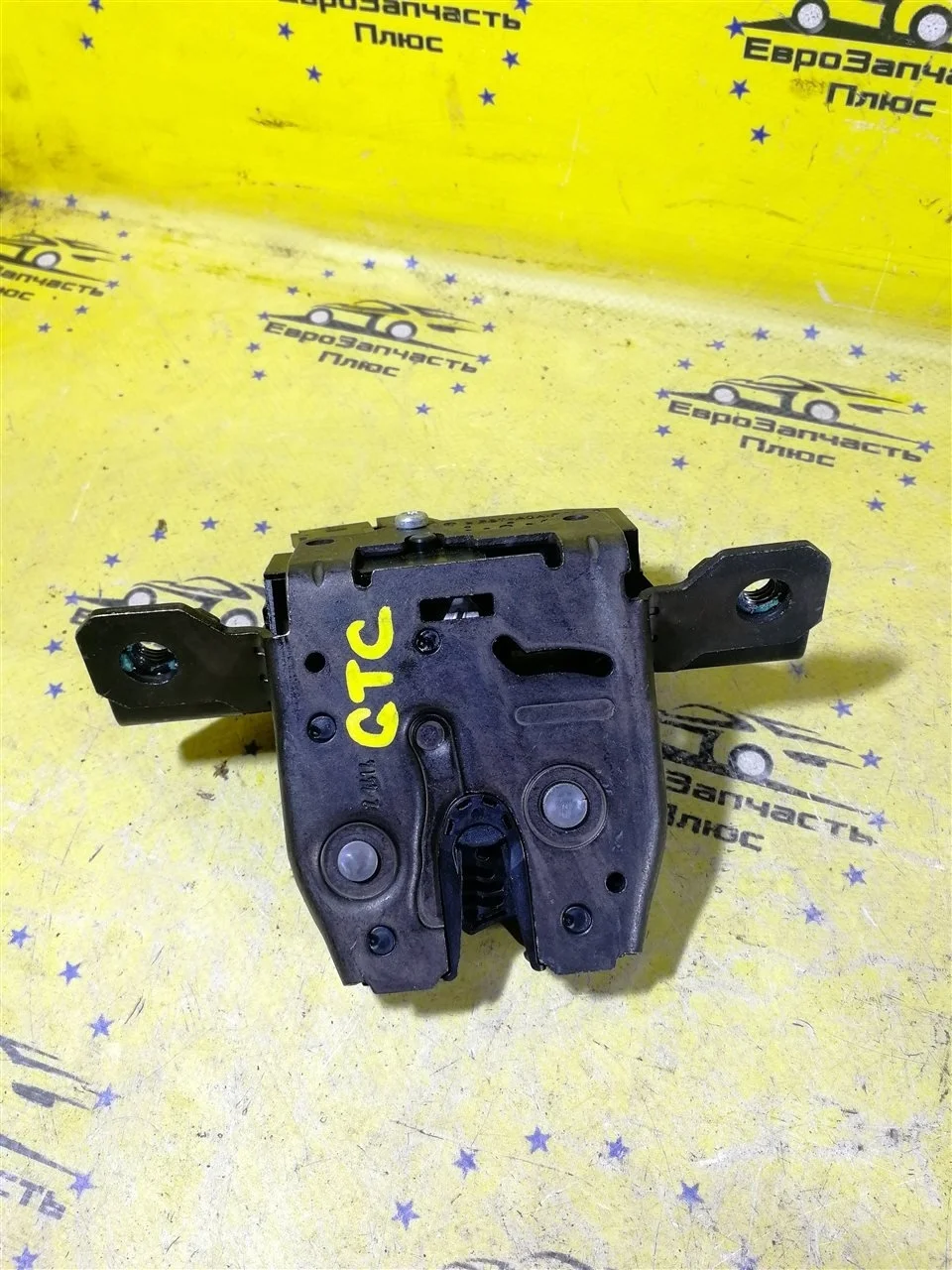 Замок багажника Opel Astra J Gtc 13587646 3D