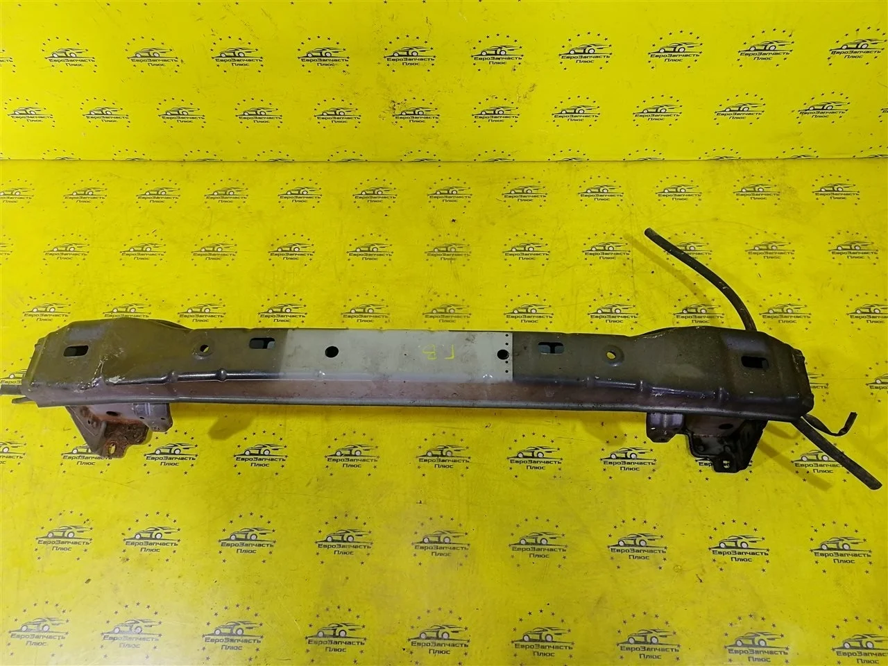 Усилитель бампера Suzuki Grand Vitara 2 5826077K00 JT, задний