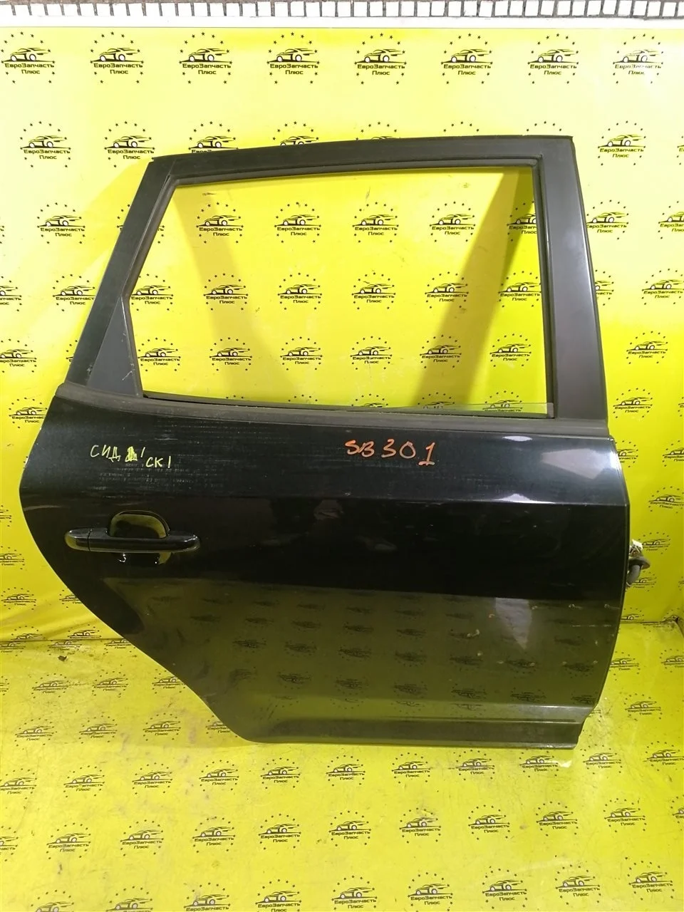 Дверь Kia Ceed 1 770041H000 ED, задняя правая