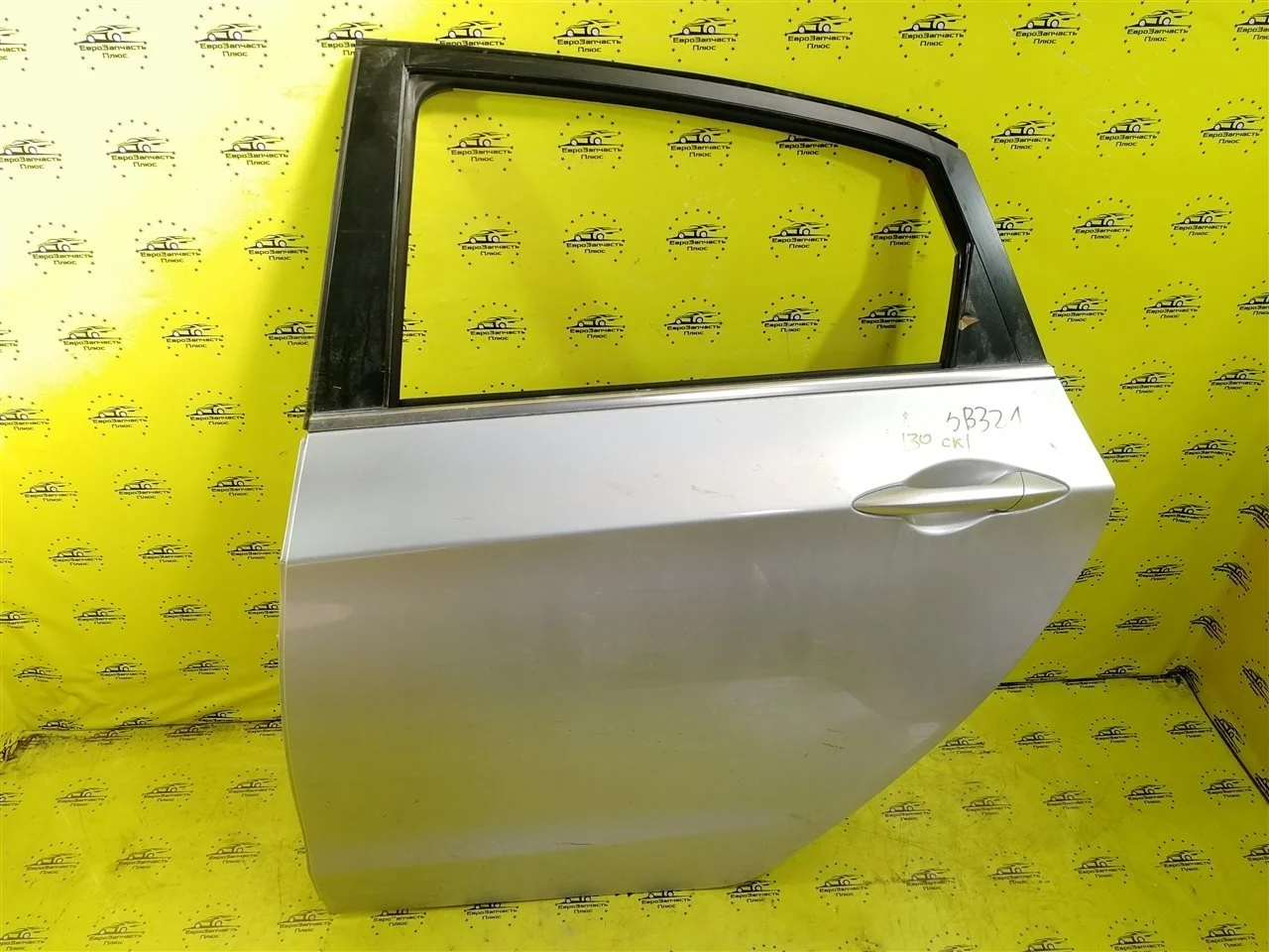 Дверь Hyundai i30 2 770032L010 GD, задняя левая