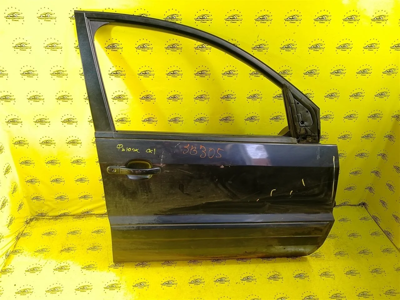 Дверь Ford Fusion 1692547 B226, передняя правая