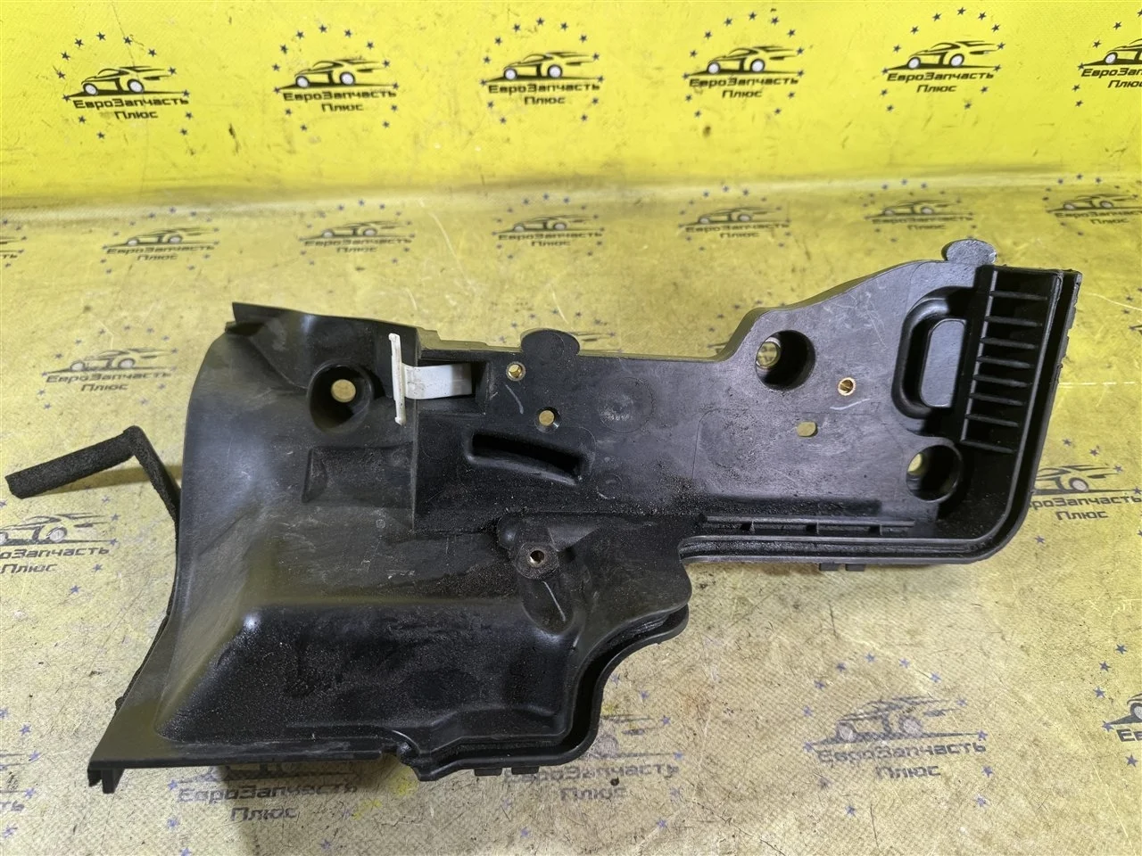 Крепление АКБ Land Rover Range Rover Sport DWM500031 L320, левое