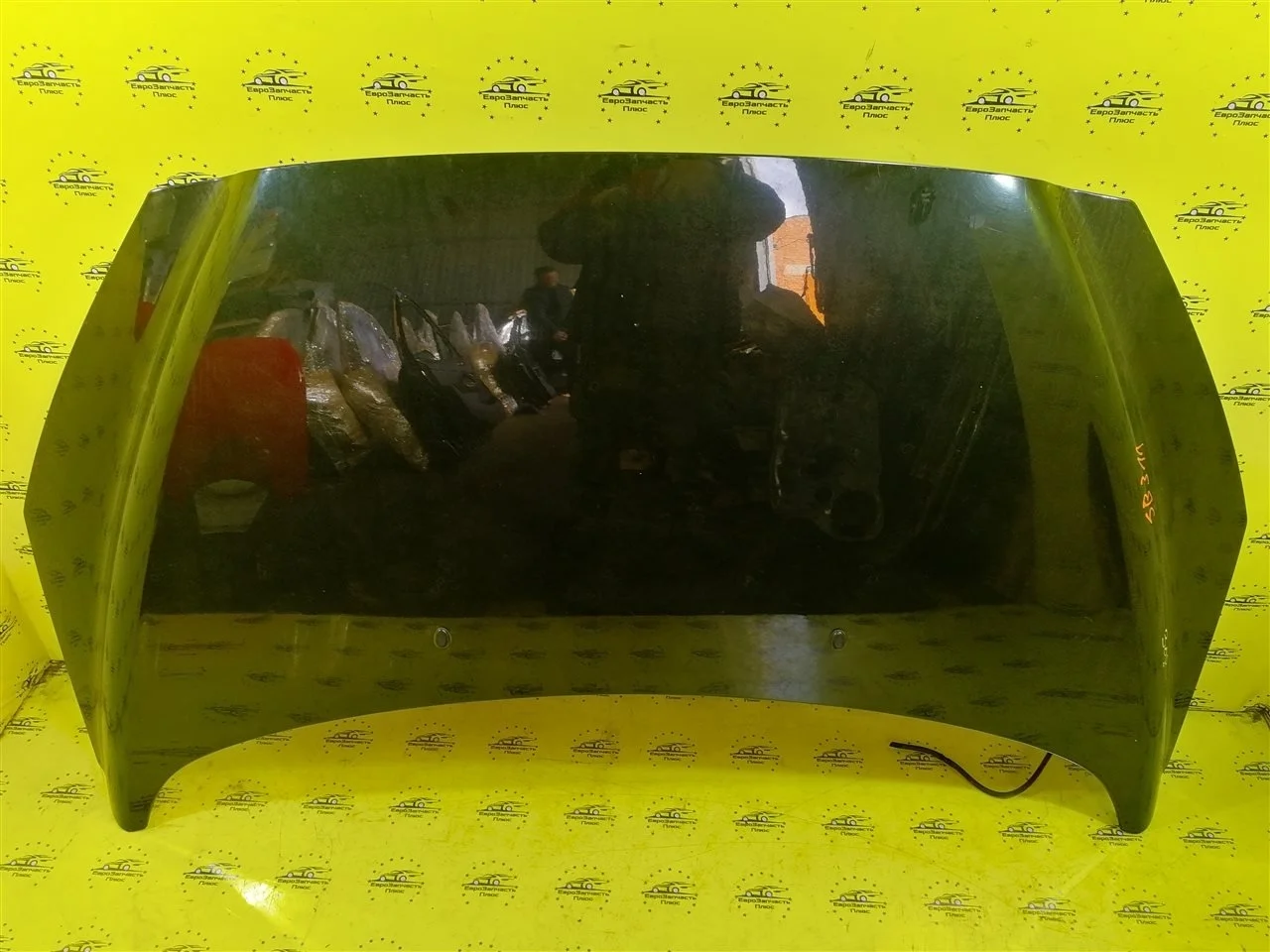 Капот Peugeot 308 7901P6