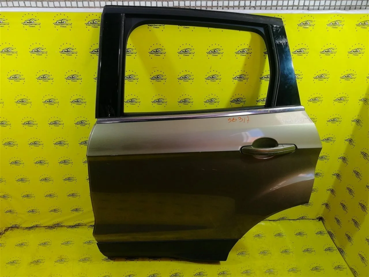 Дверь Ford Kuga 2 1857270 C520, задняя левая