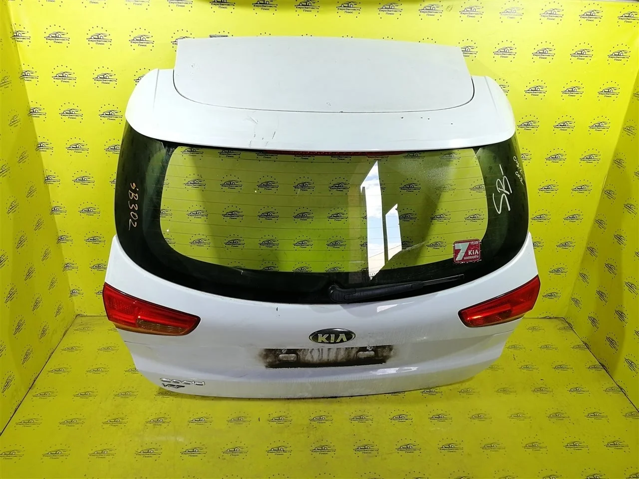 Крышка багажника Kia Ceed 2 73700A2200 JD