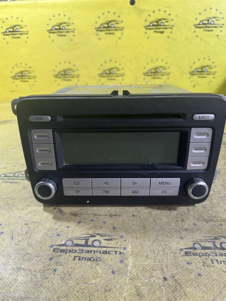 Магнитола Volkswagen Golf 5 1K0035186AD MK5