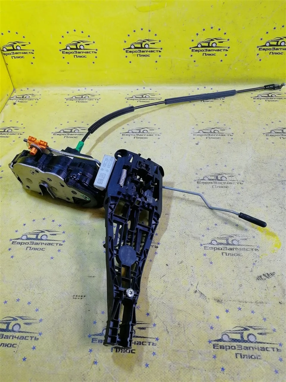 Замок двери Chevrolet Orlando 13579555 J309, задний левый