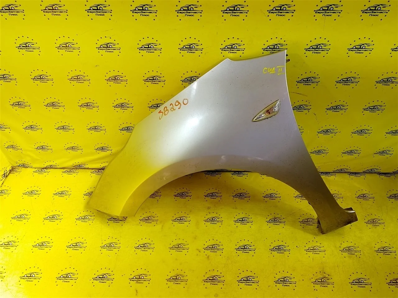 Крыло Kia Ceed 2 66311A2030 JD, переднее левое