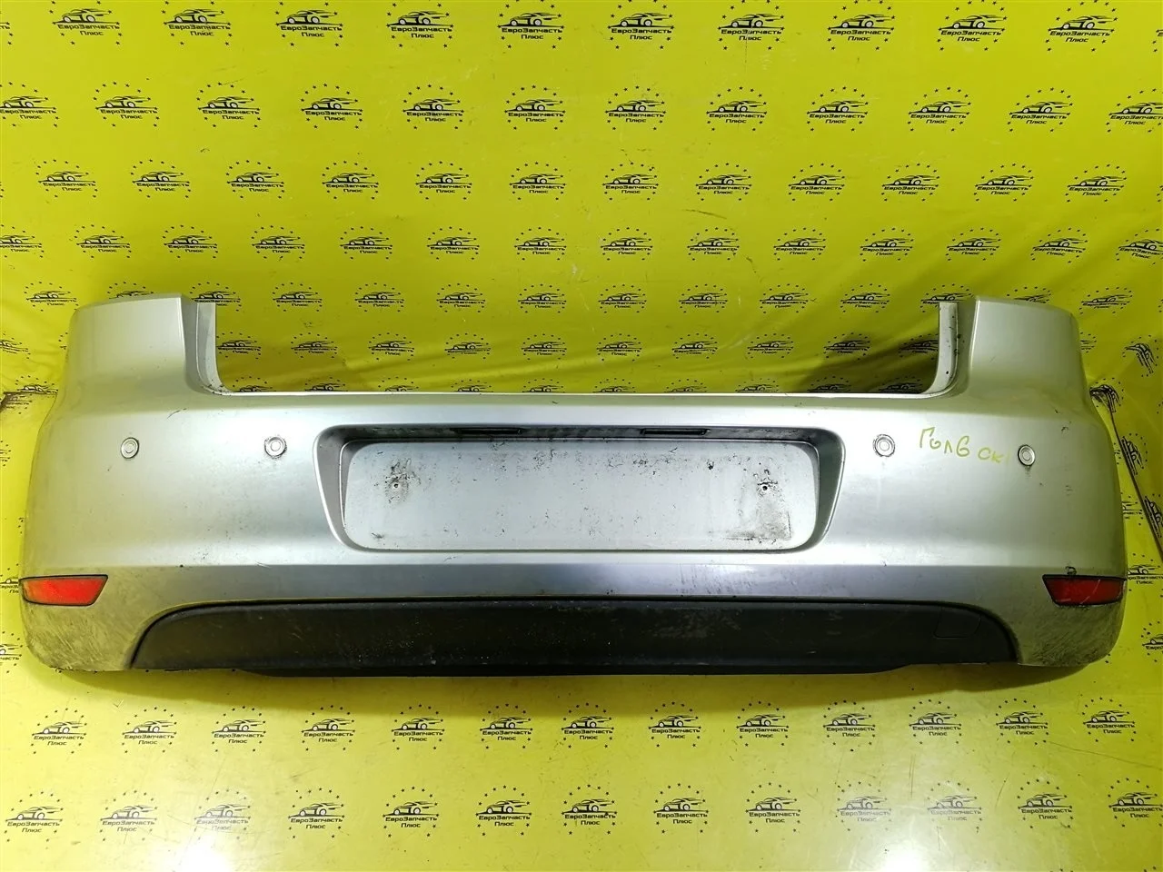 Бампер Volkswagen Golf 6 5K6807421 MK6, задний