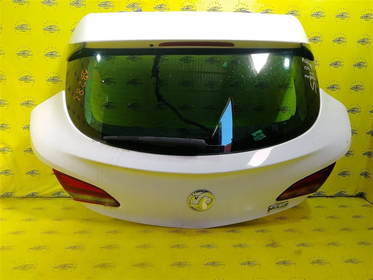 Крышка багажника Opel Astra J Gtc 13371615 3D