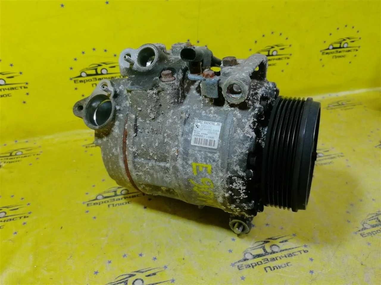 Компрессор кондиционера BMW 3 64526924792 E91