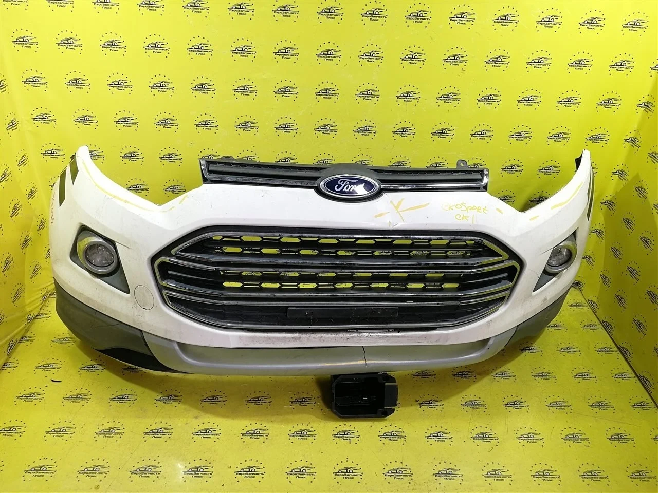 Бампер Ford Ecosport 1838084 B515, передний