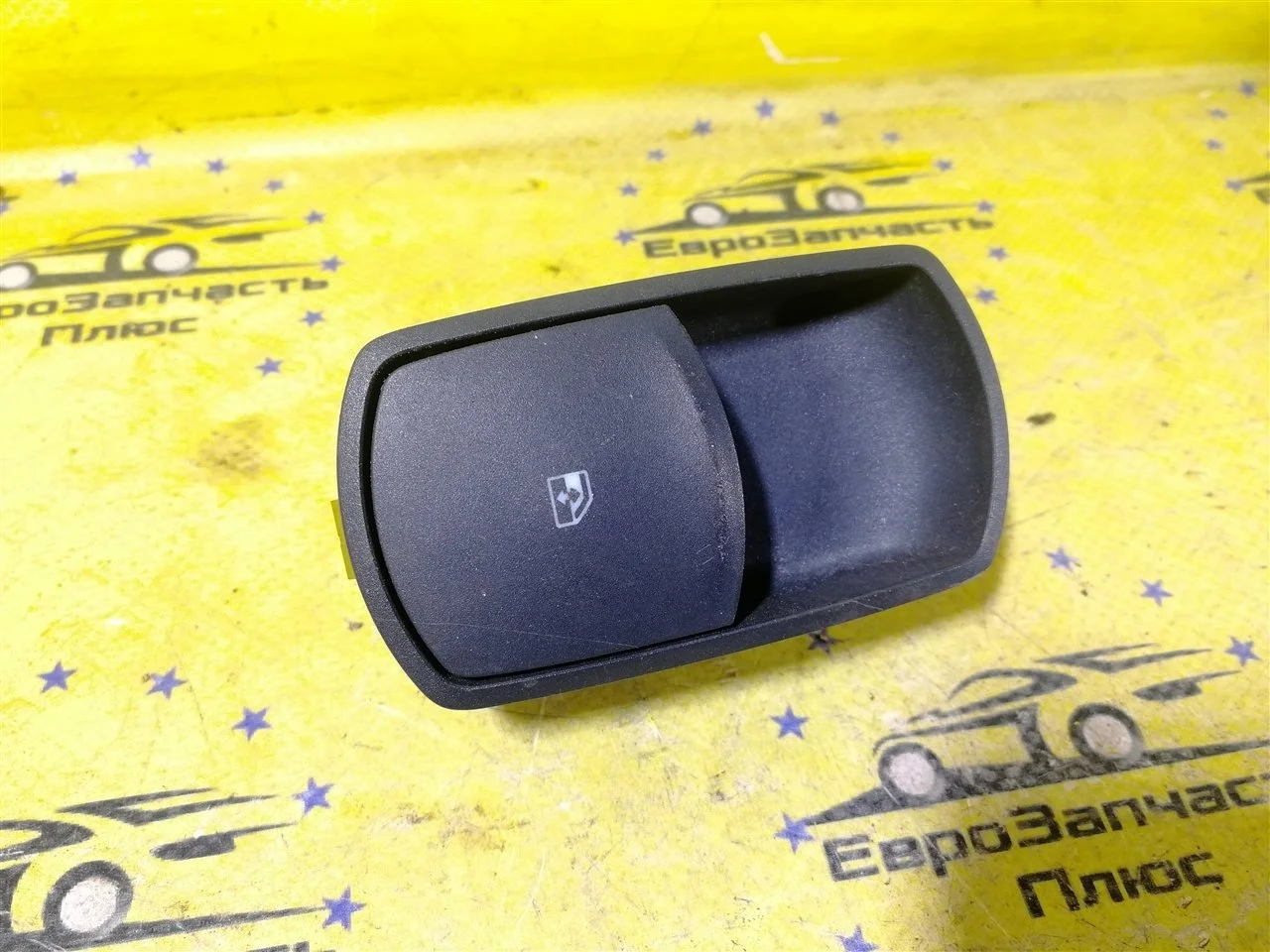 Кнопка стеклоподъемника Opel Corsa 13189333 D