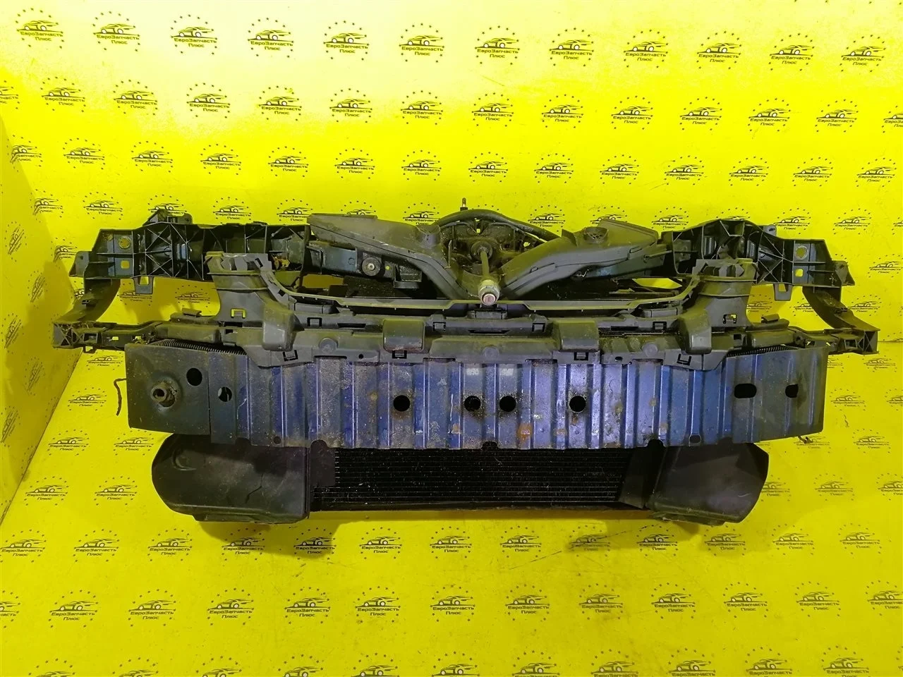 Телевизор голый Ford Focus 2 1675180