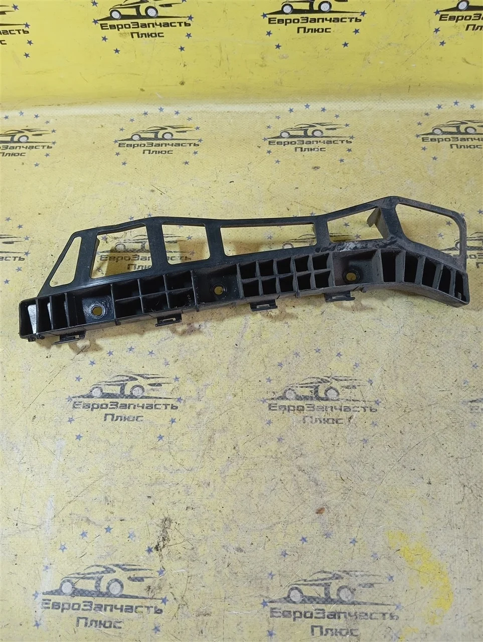 Кронштейн бампера Hyundai i30 1 866132L000 FD, задний левый