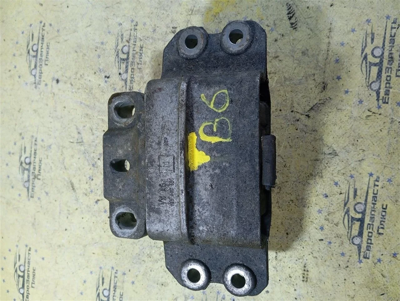 Опора ДВС Volkswagen Passat B6 1K0199555, левая