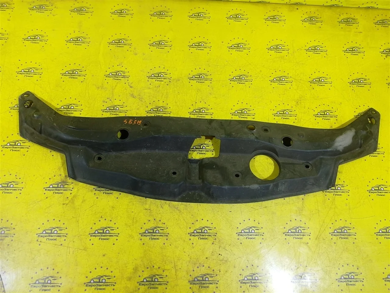 Накладка замка капота Honda Civic 71125SMGE020 5D