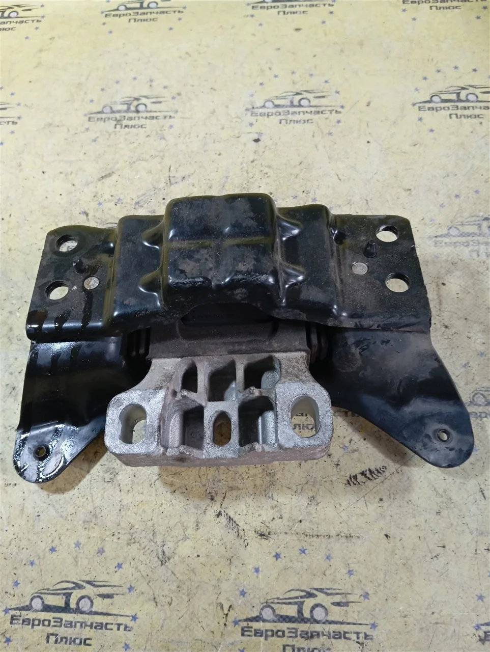 Подушка ДВС Volkswagen Golf 6 5Q0199555R MK6