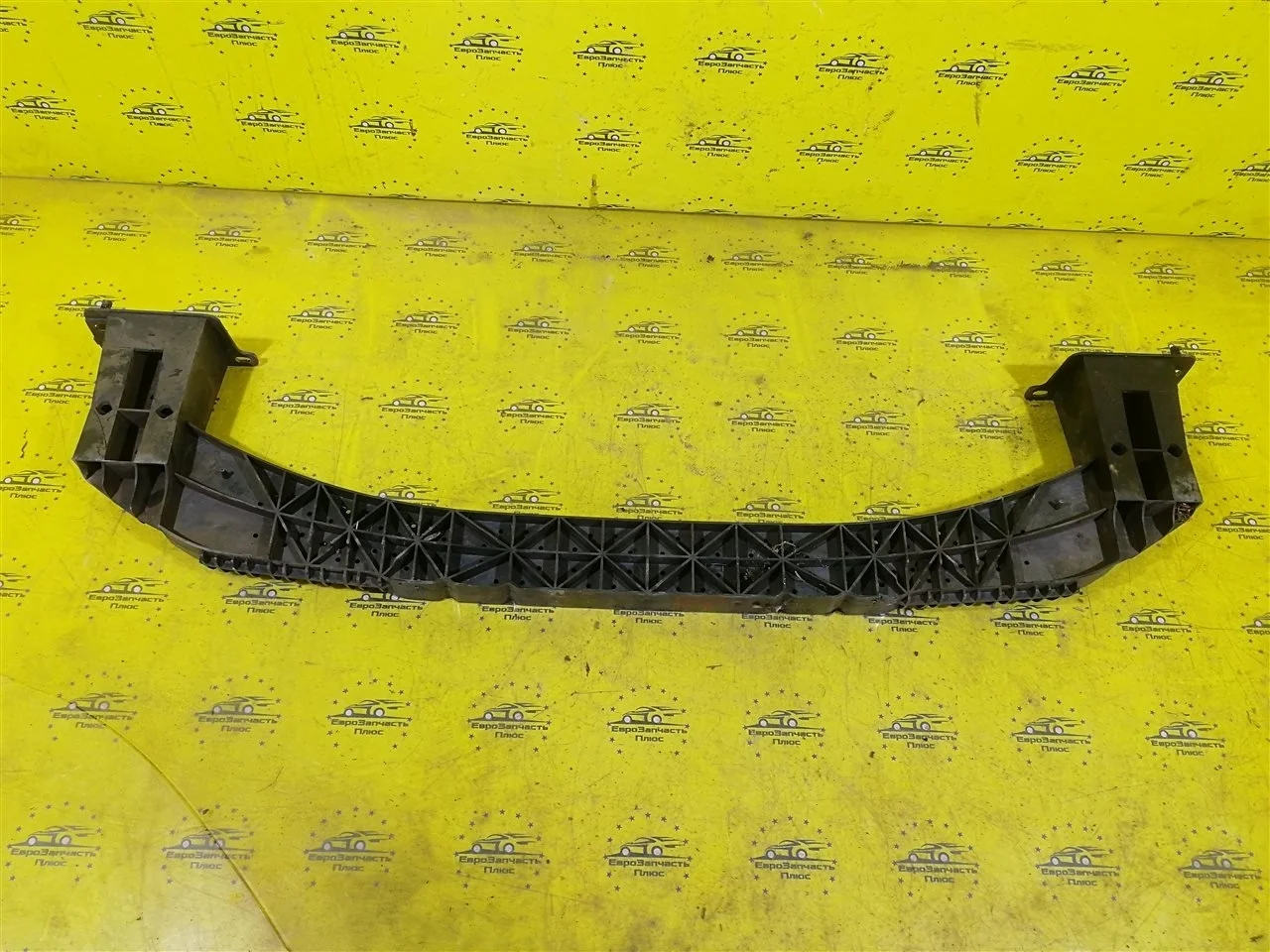 Усилитель бампера Peugeot 308 9656741480, передний