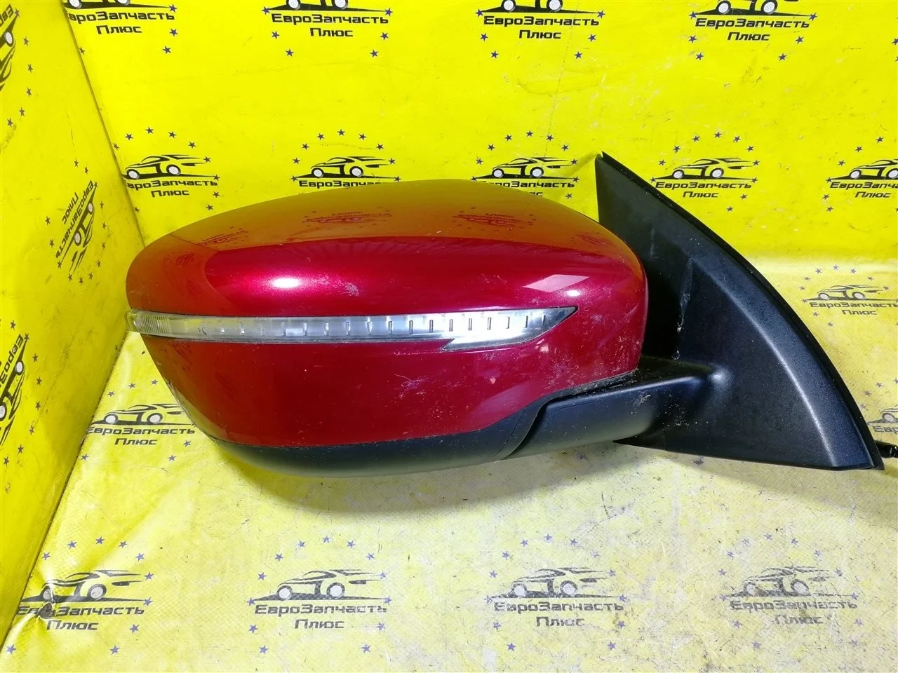 Зеркало двери Nissan Qashqai 96301HV51A J11, переднее правое