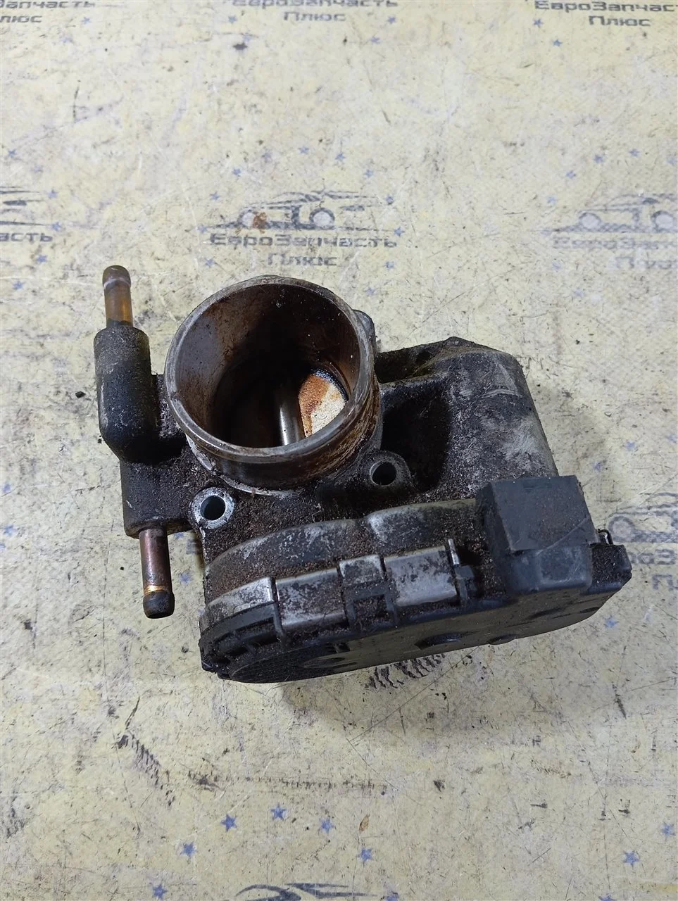 Дроссельная заслонка Opel Corsa 24420536 D