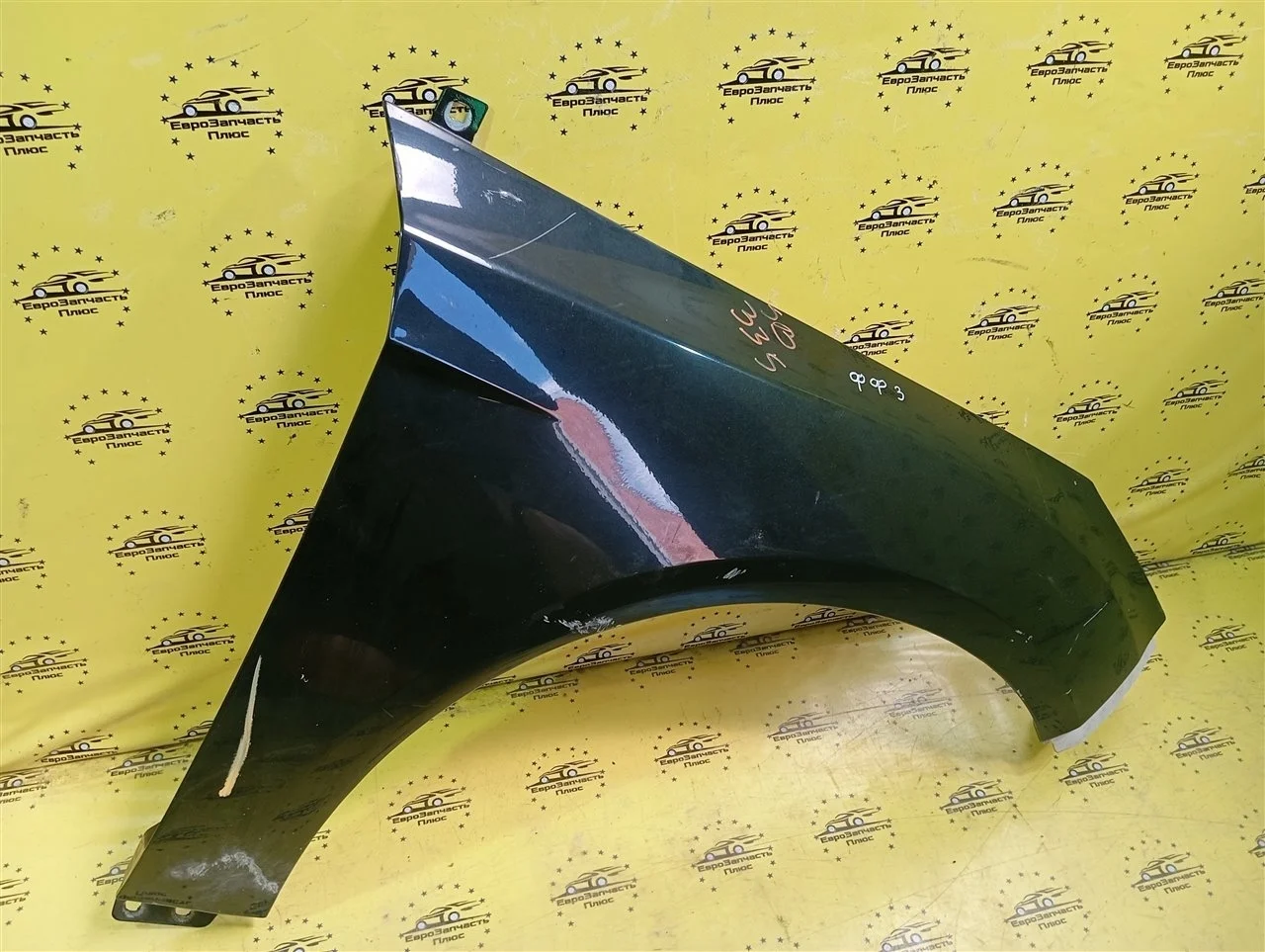 Крыло Ford Focus 3 2171302, переднее правое