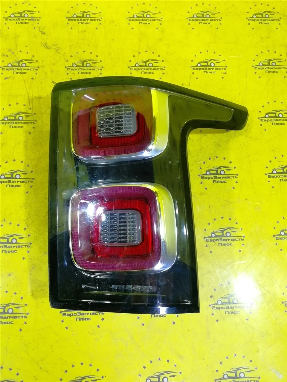 Фонарь Land Rover Range Rover Vogue LR135412 L405, задний правый