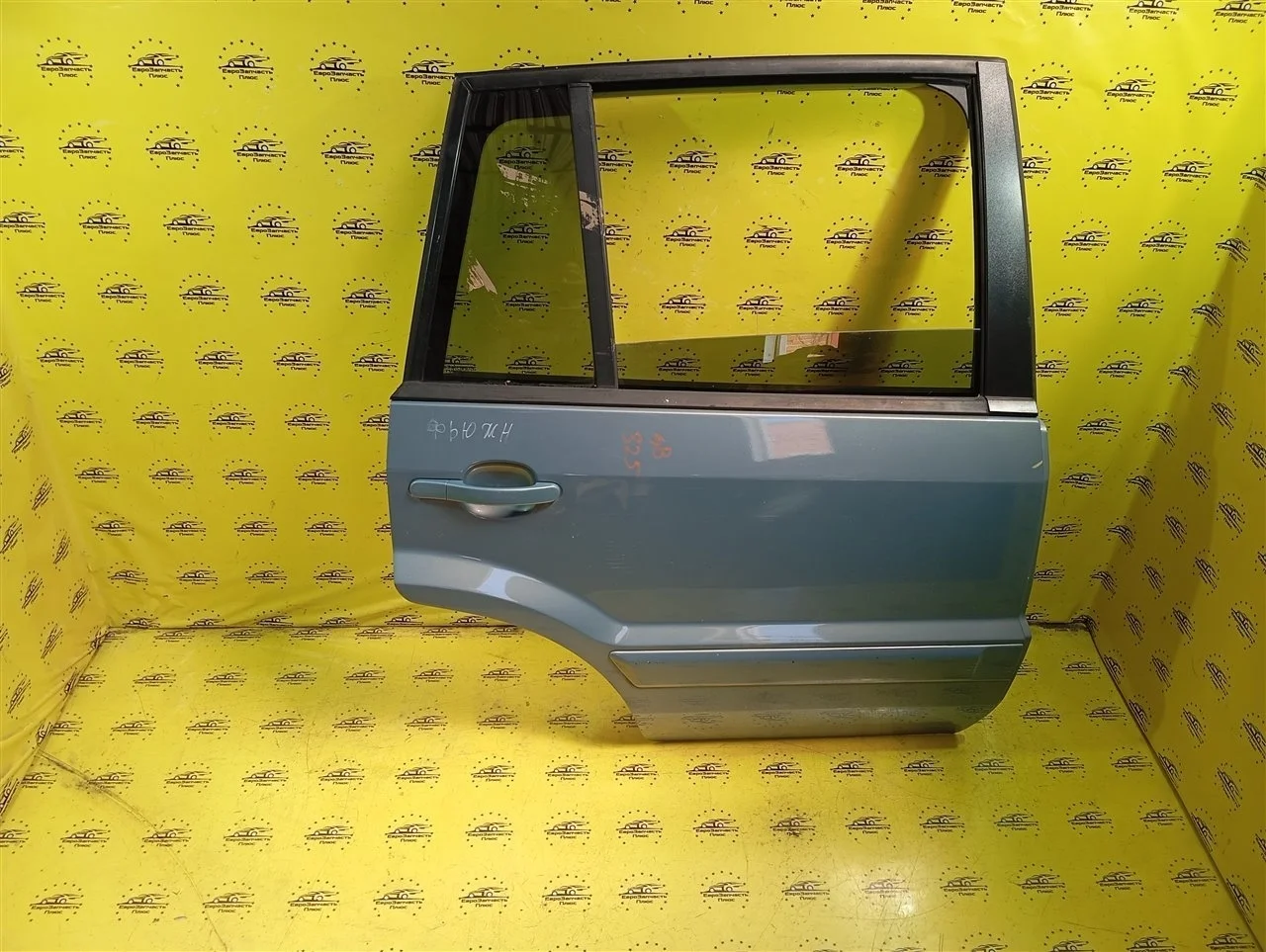 Дверь Ford Fusion 2005-2012 1692558 B226, задняя правая