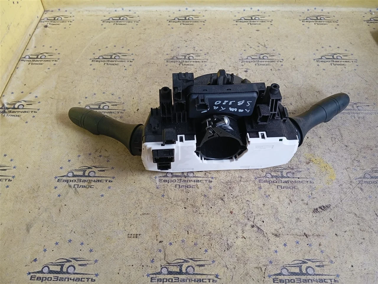 Переключатель подрулевой Nissan Qashqai 255544EA0A J11