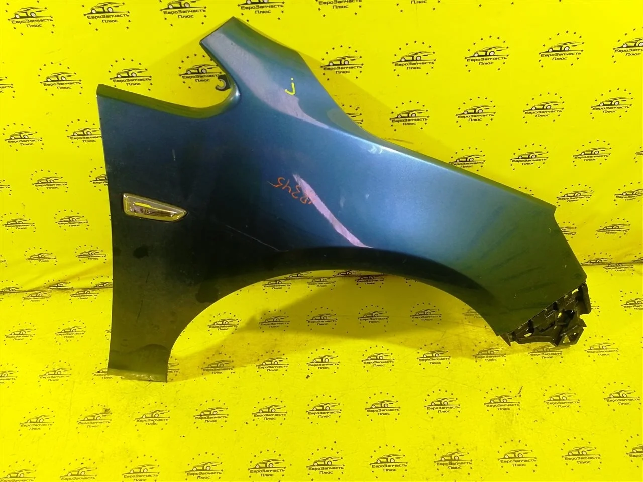 Крыло Opel Astra 13390003 J, переднее правое