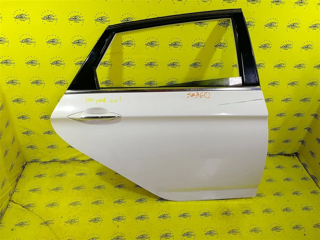 Дверь Hyundai i40 1 770043Z000 VF, задняя правая