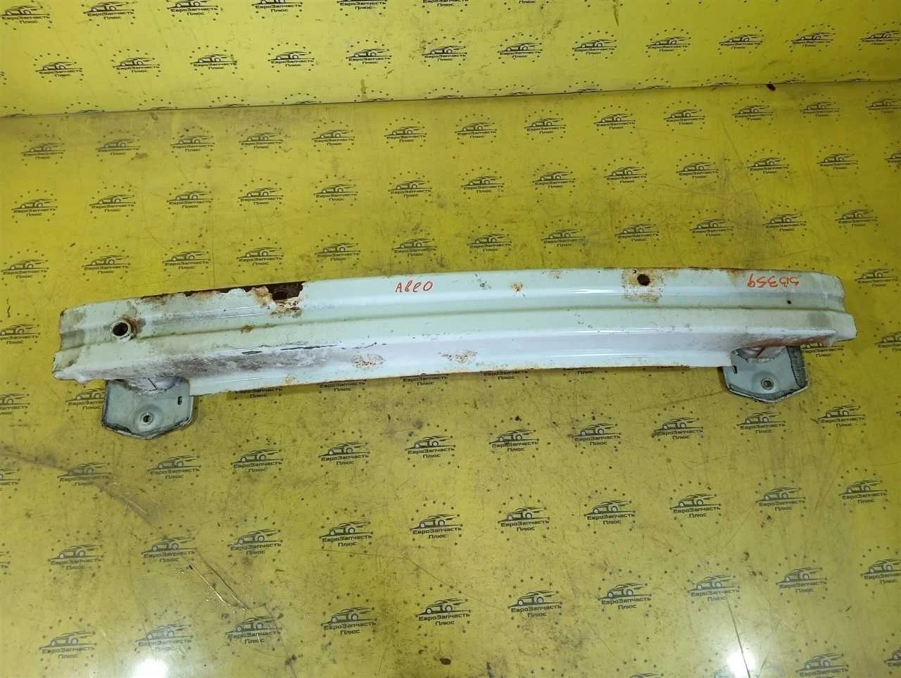 Усилитель бампера Chevrolet Aveo 95058439 T300, передний