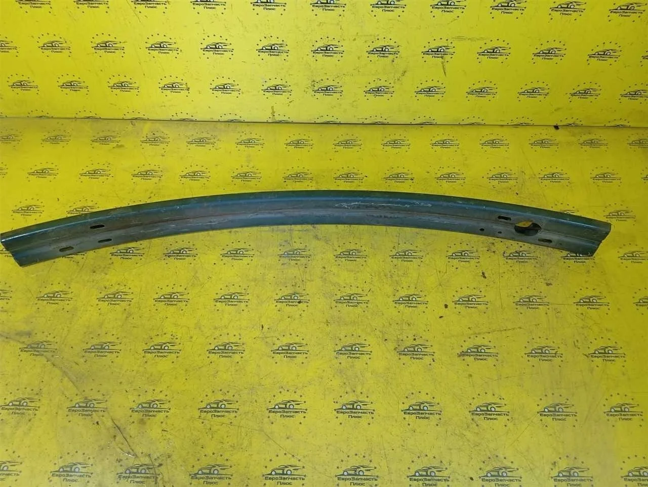 Усилитель бампера Nissan Juke F20321KADH F15, передний