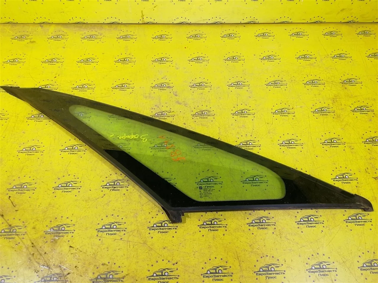 Форточка двери Opel Zafira 12841830 C, передняя правая