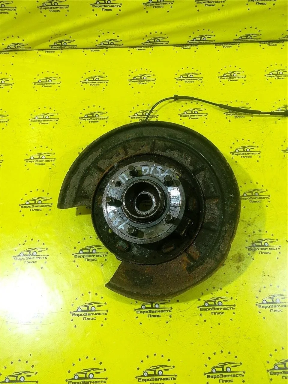 Ступица Land Rover Discovery 4 LR045824 L319, задняя правая