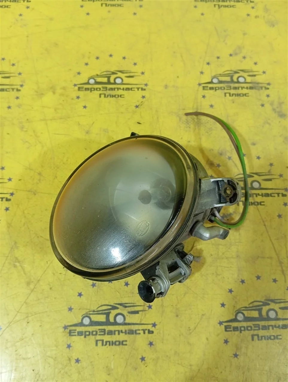 Противотуманная фара Audi A4 8T0941700B B8, передняя правая