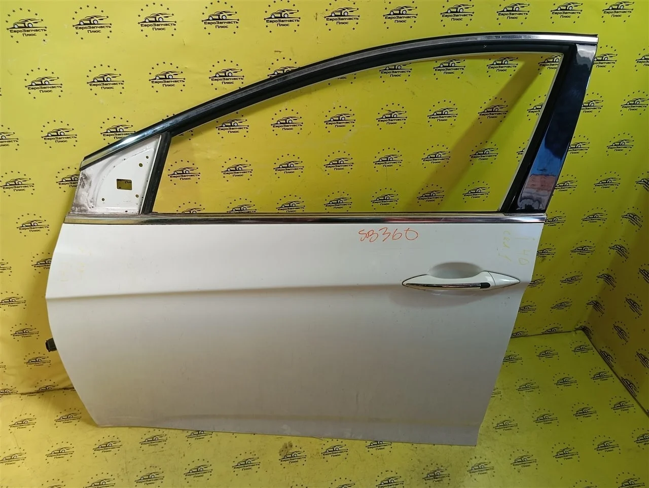 Дверь Hyundai i40 1 760033Z000 VF, передняя левая