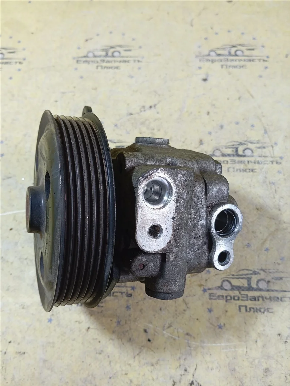 Насос ГУР Land Rover Discovery 4 AH223A696AB L319