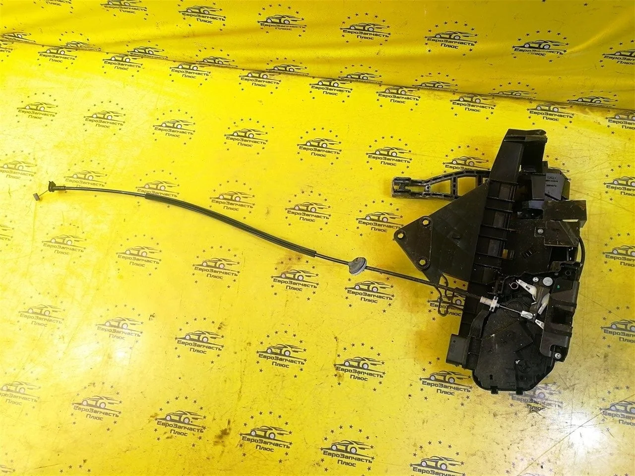 Замок двери Ford Focus 2 4892360