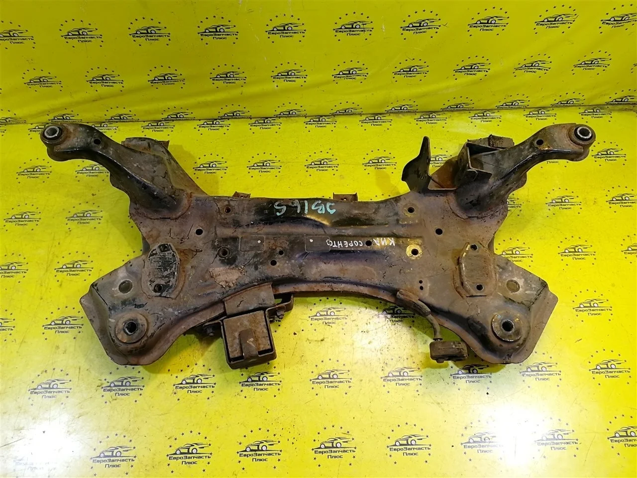 Подрамник Kia Sorento 2 624052P401 XM, передний