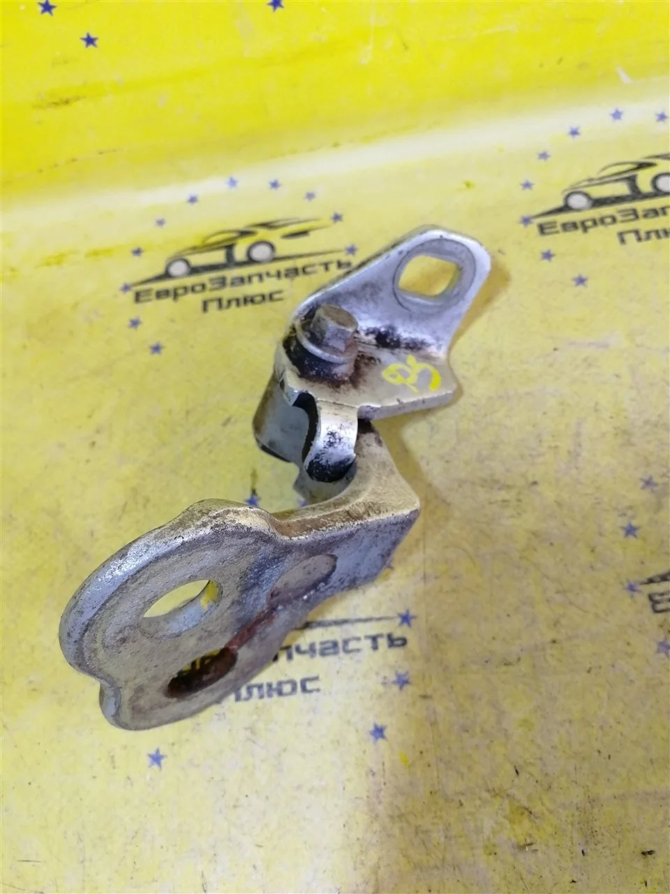 Петля двери Ford Focus 3 1781671, передняя правая