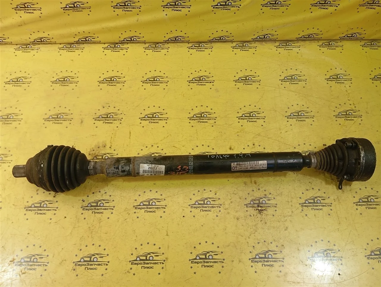 Привод Volkswagen Golf 5 1K0407272QT MK5, передний правый