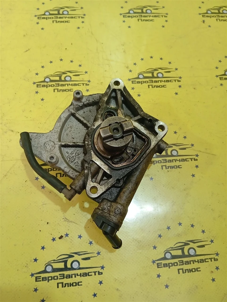 Насос вакуумный Hyundai Santa Fe 2 288102F000 CM