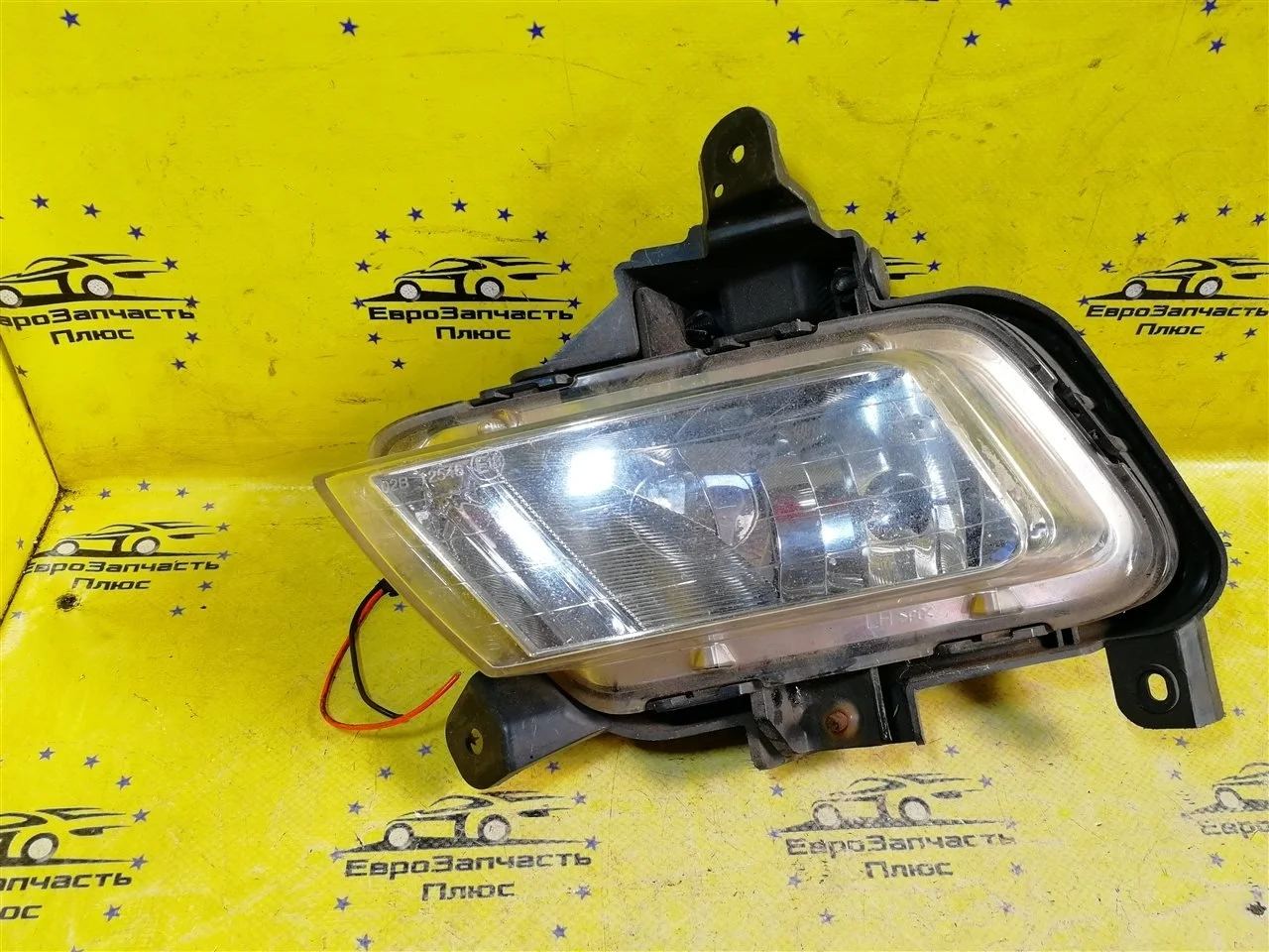 Фара противотуманная Kia Ceed 1 922011H070 ED, передняя левая
