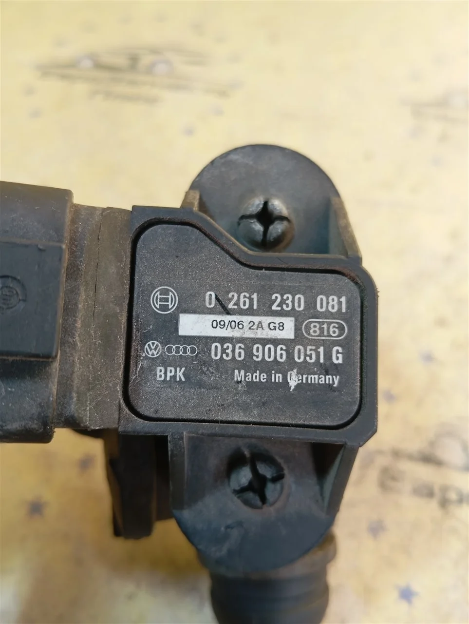 Датчик абсолютного давления Volkswagen Passat B6 036906051G