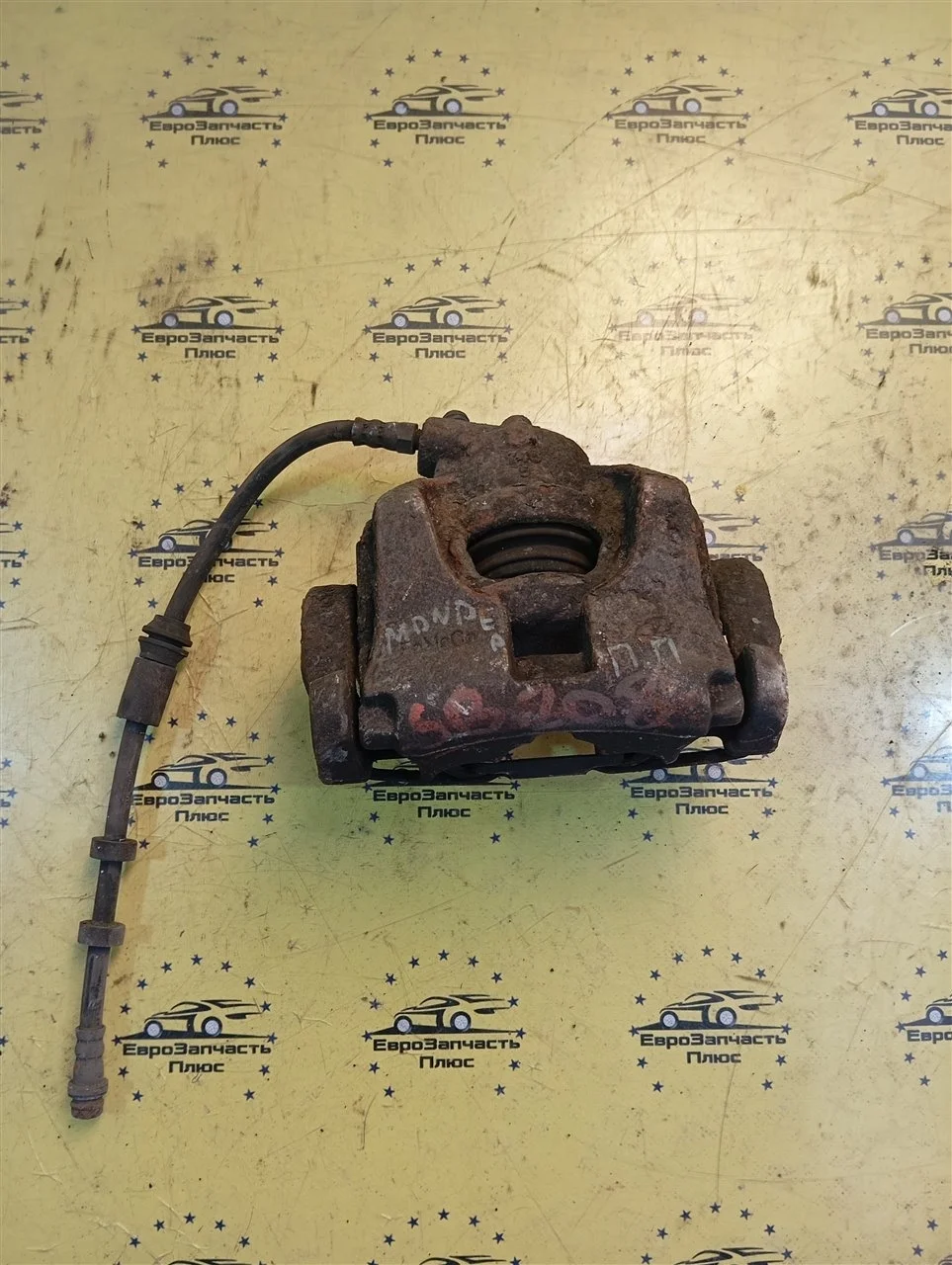 Суппорт тормозной Ford Mondeo 4 1583139 CD345, передний правый