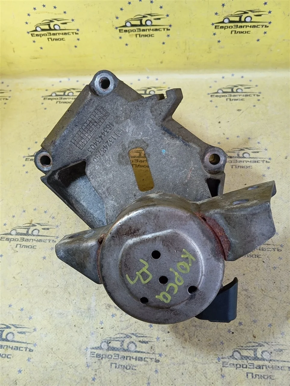 Кронштейн опоры двигателя Opel Corsa 13248790 D