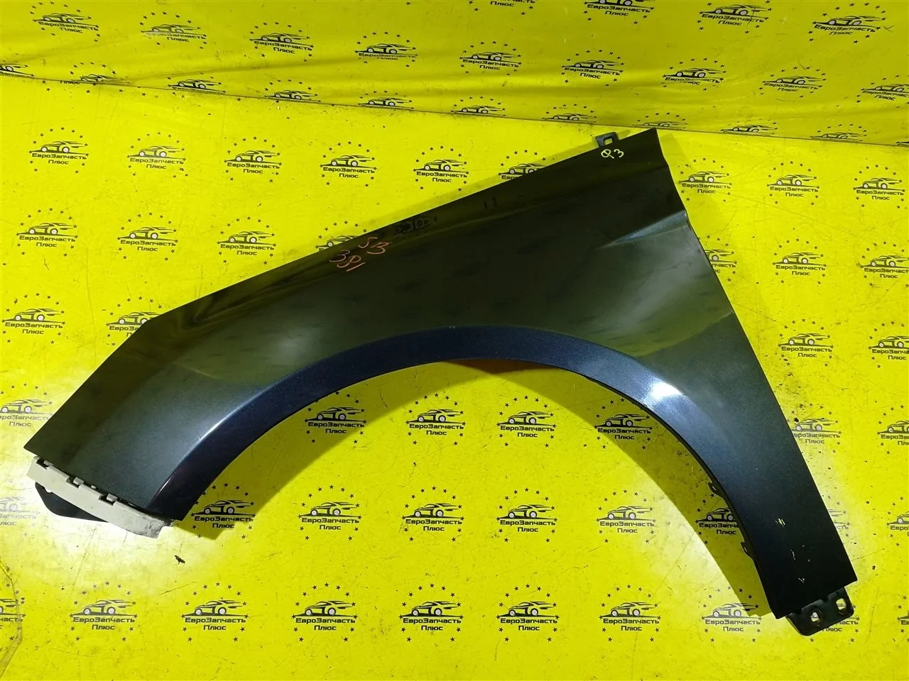 Крыло Ford Focus 3 2171302, переднее левое