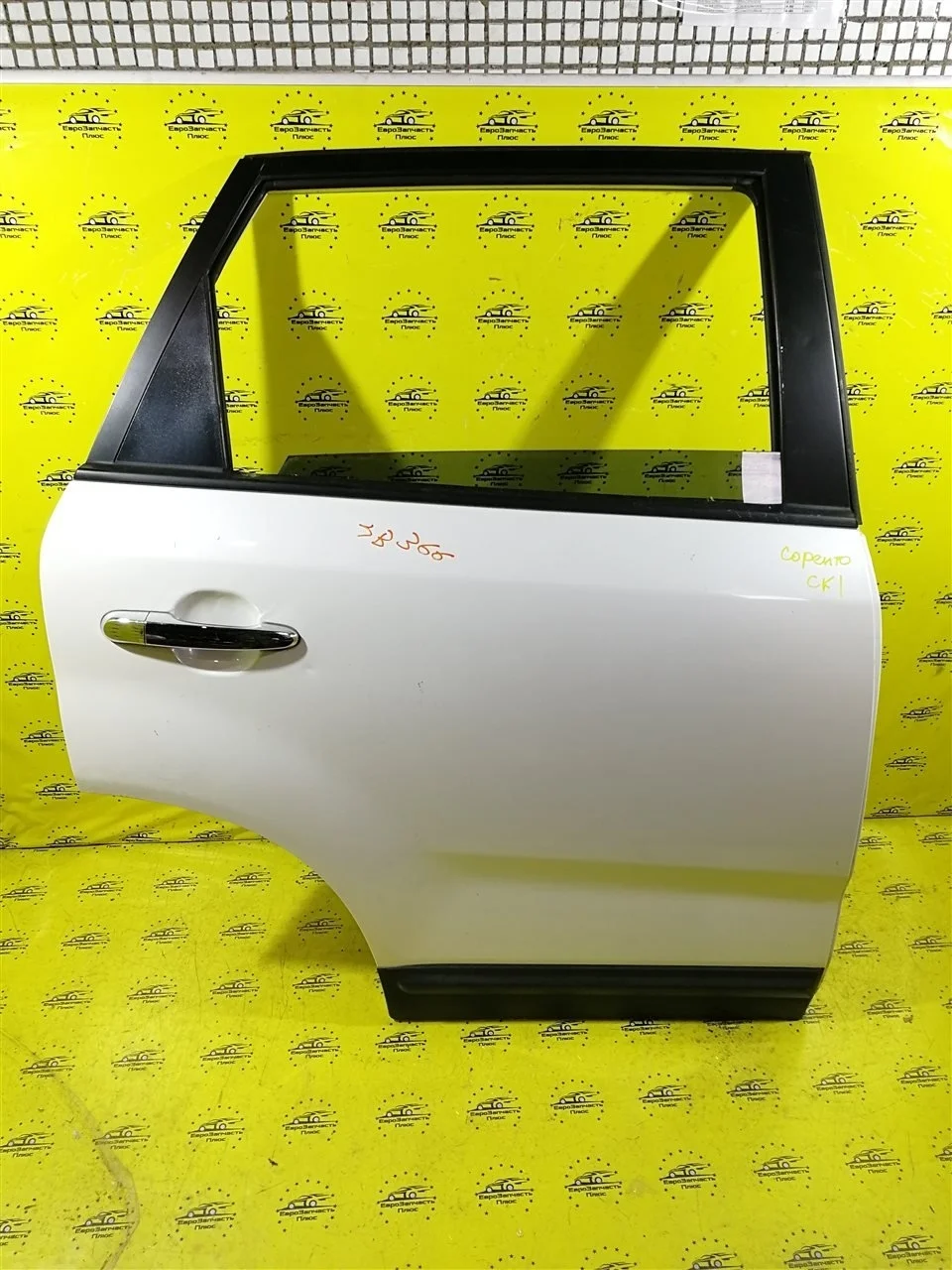 Дверь Kia Sorento 2 770042P010 XM, задняя правая