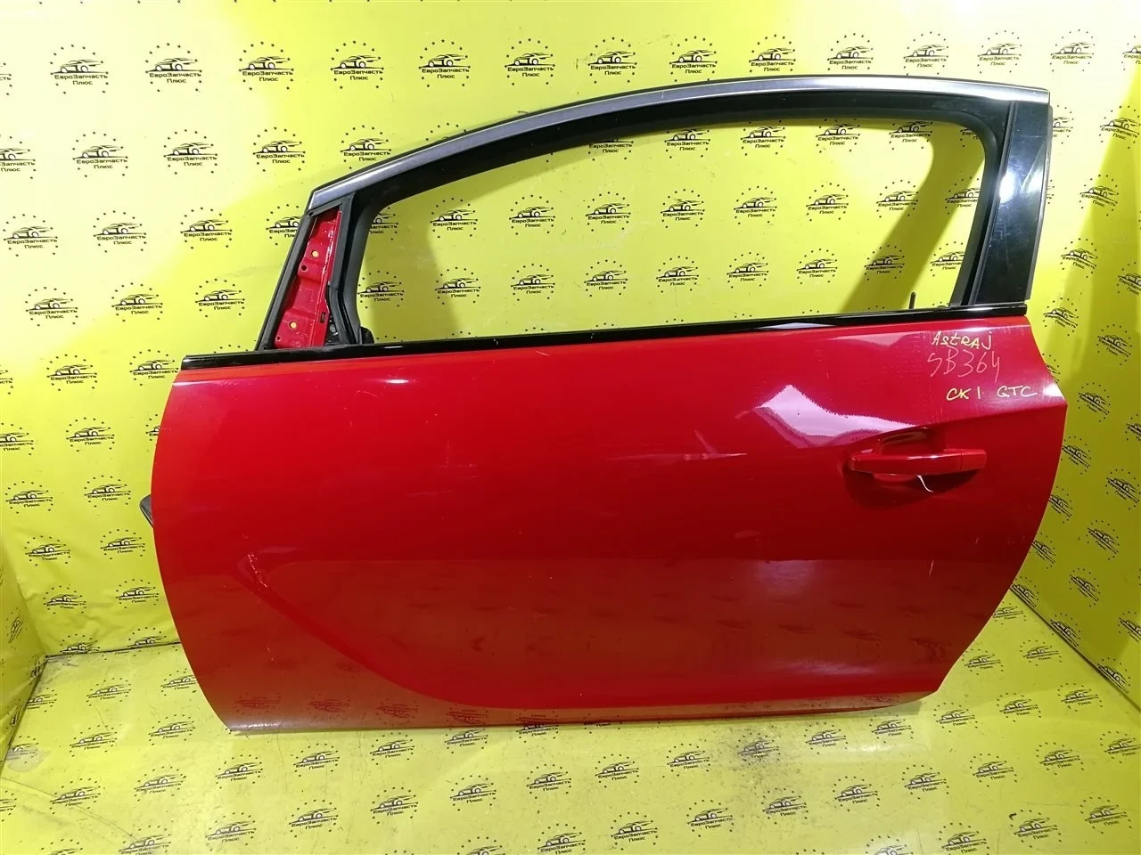 Дверь Opel Astra J GTC 13394360 3D, передняя левая